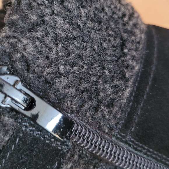 Banff Trail Suede Boots - Picture 6 of 9